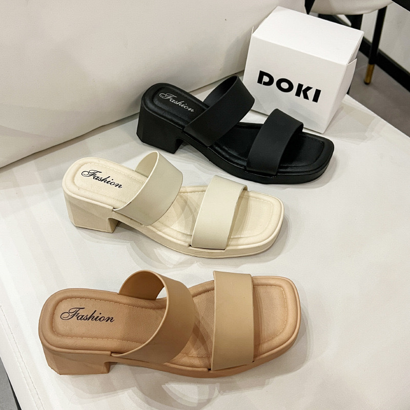 STOMPION 2-STRAP BLOCK HEELS