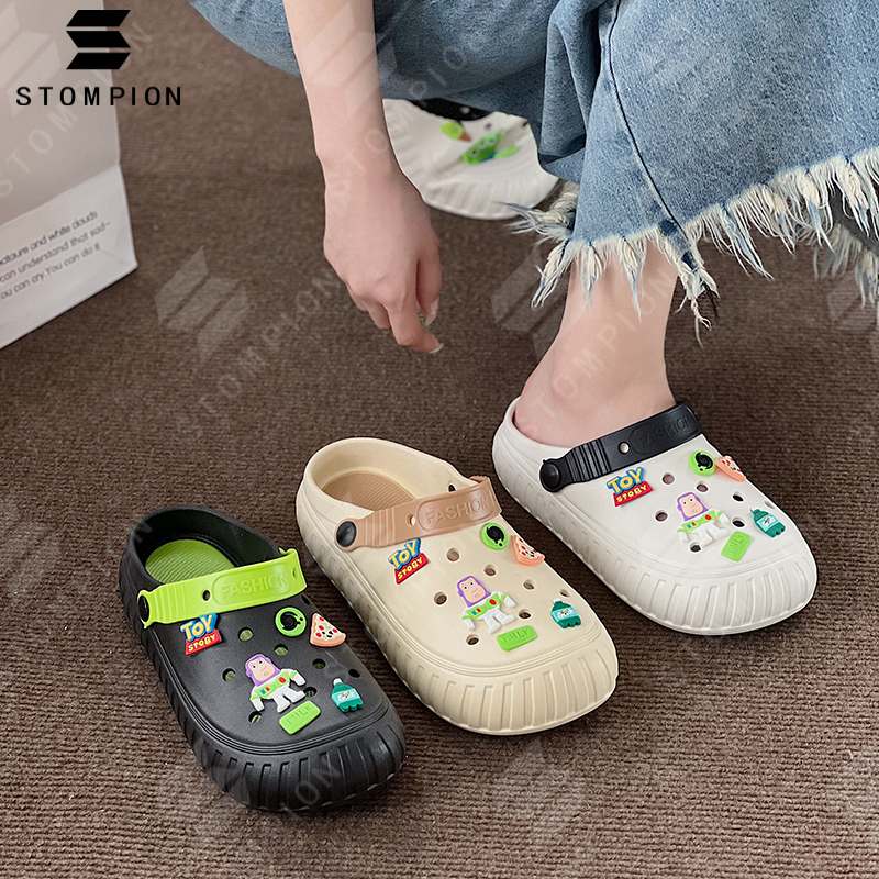 STOMPION BUZZ LIGHTYEAR WHEEL CLOGS