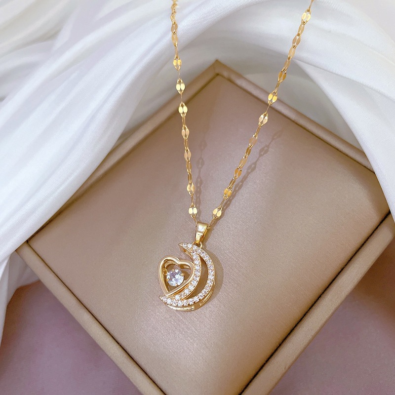 SWIRLUXE GOLD MOON HEART NECKLACE